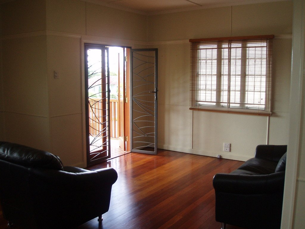 59 Hedley Avenue NUNDAH 4