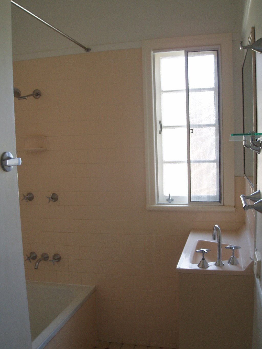 59 Hedley Avenue NUNDAH 4