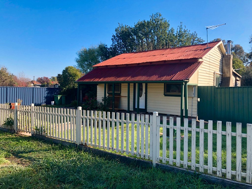 59 High Street CHILTERN 1