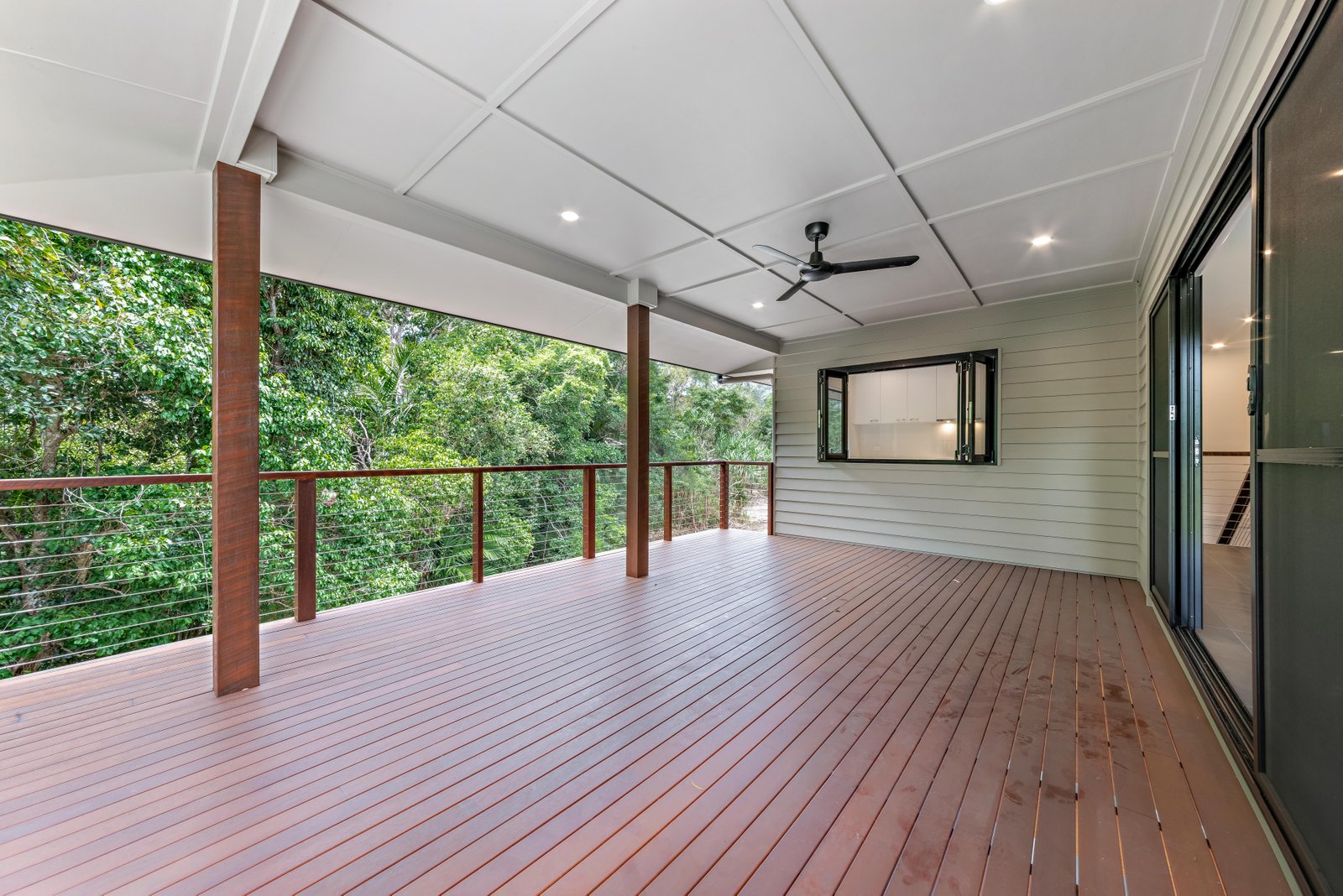 59 Jasinique Drive FLAMETREE 6