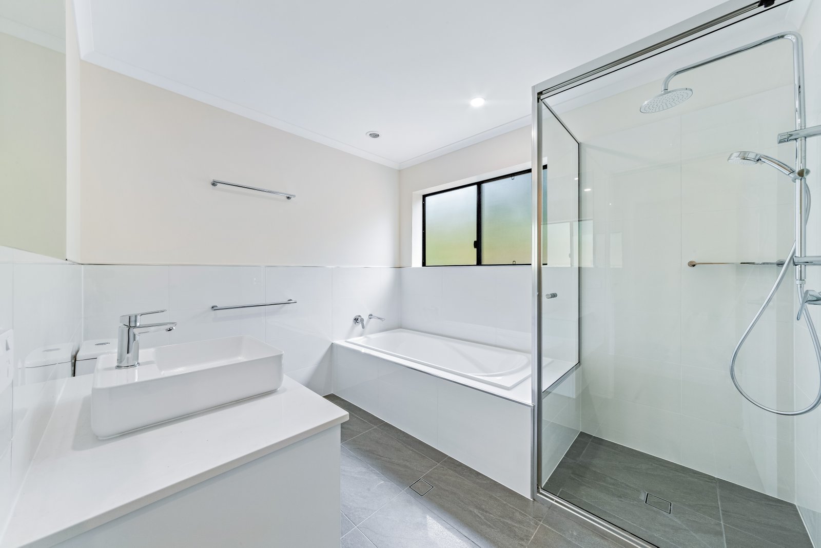 59 Jasinique Drive FLAMETREE 18