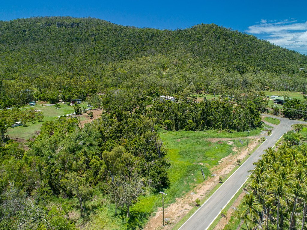 59 Jasinique Drive WHITSUNDAYS 5