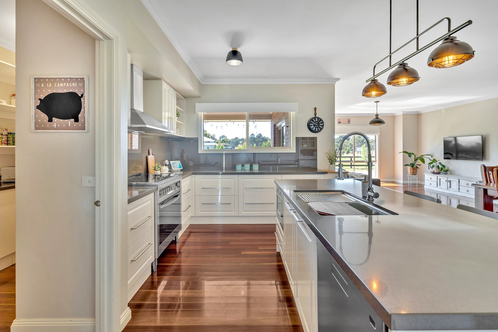 Real Estate and Property in 59 King Drive, Lancefield, VIC