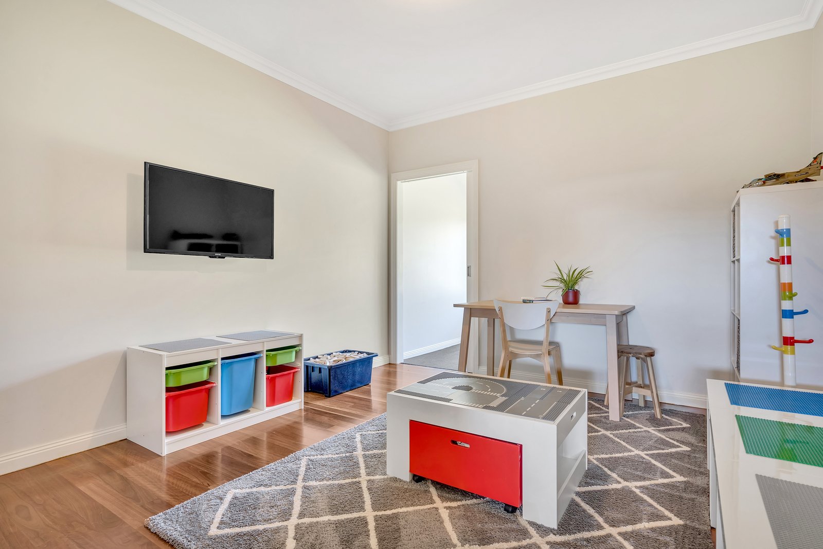 Real Estate and Property in 59 King Drive, Lancefield, VIC