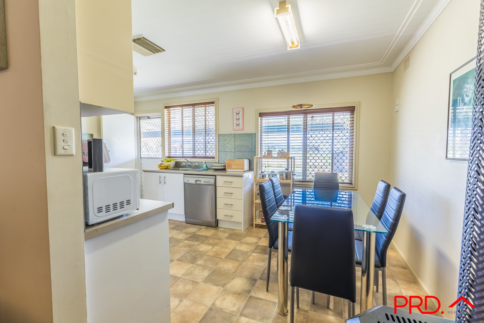 59 Kurrawan Street TAMWORTH 8
