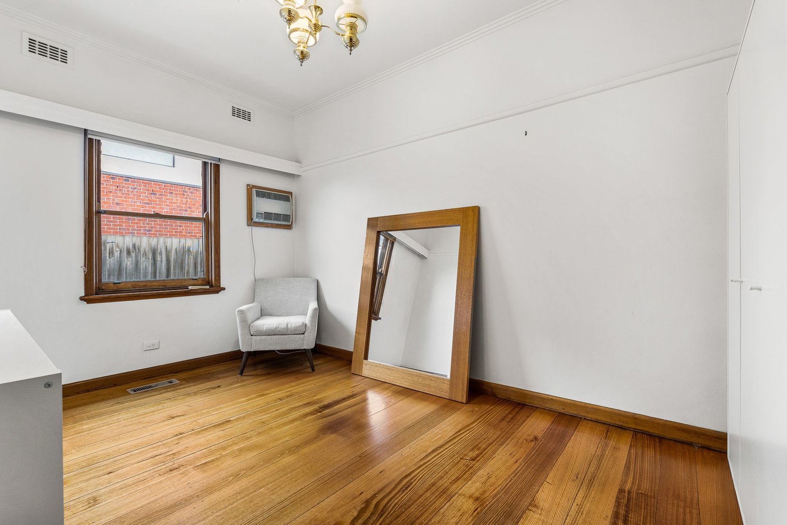 Real Estate and Property in 59 Latham Street, Bentleigh East, VIC