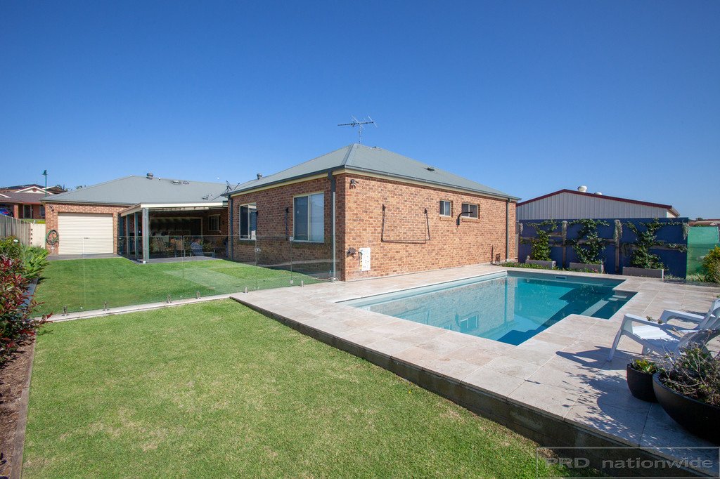 59 Lemonwood Circuit THORNTON 5