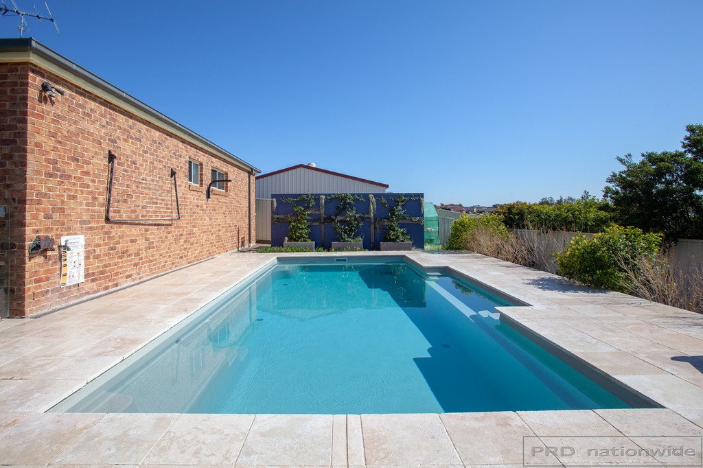 59 Lemonwood Circuit THORNTON 7