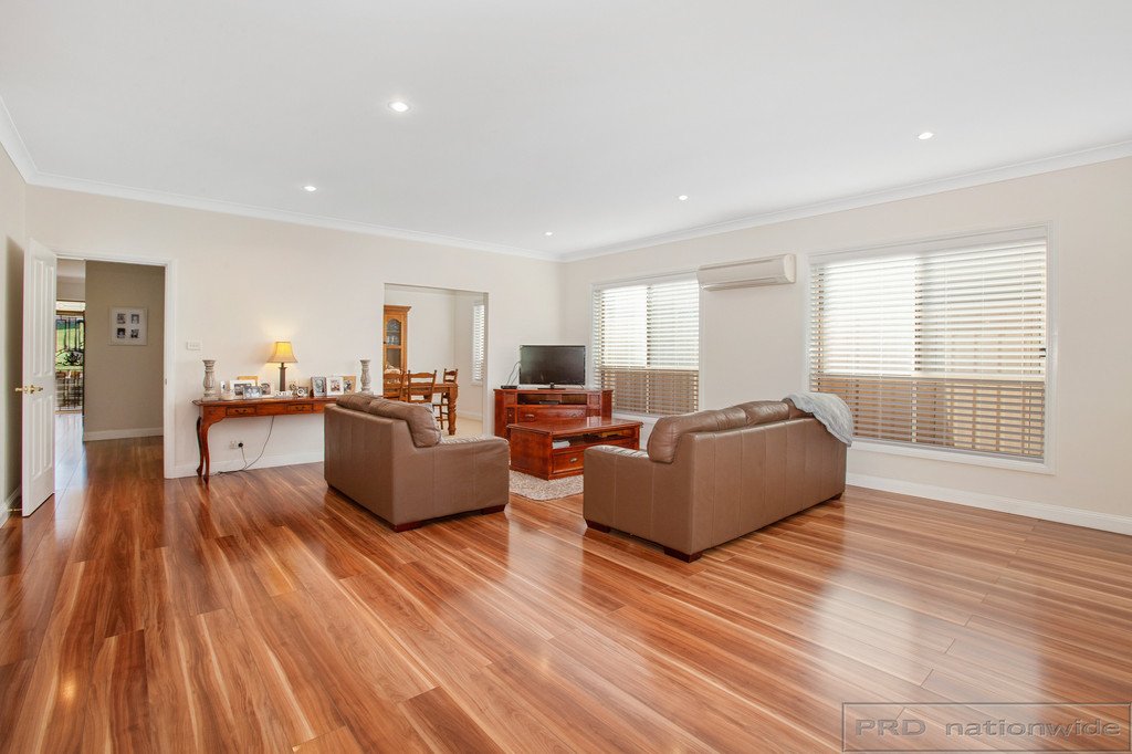 59 Lemonwood Circuit THORNTON 11