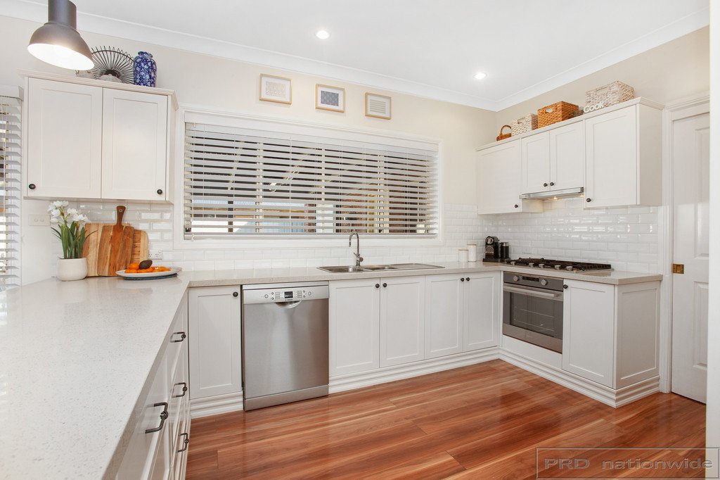 59 Lemonwood Circuit THORNTON 15
