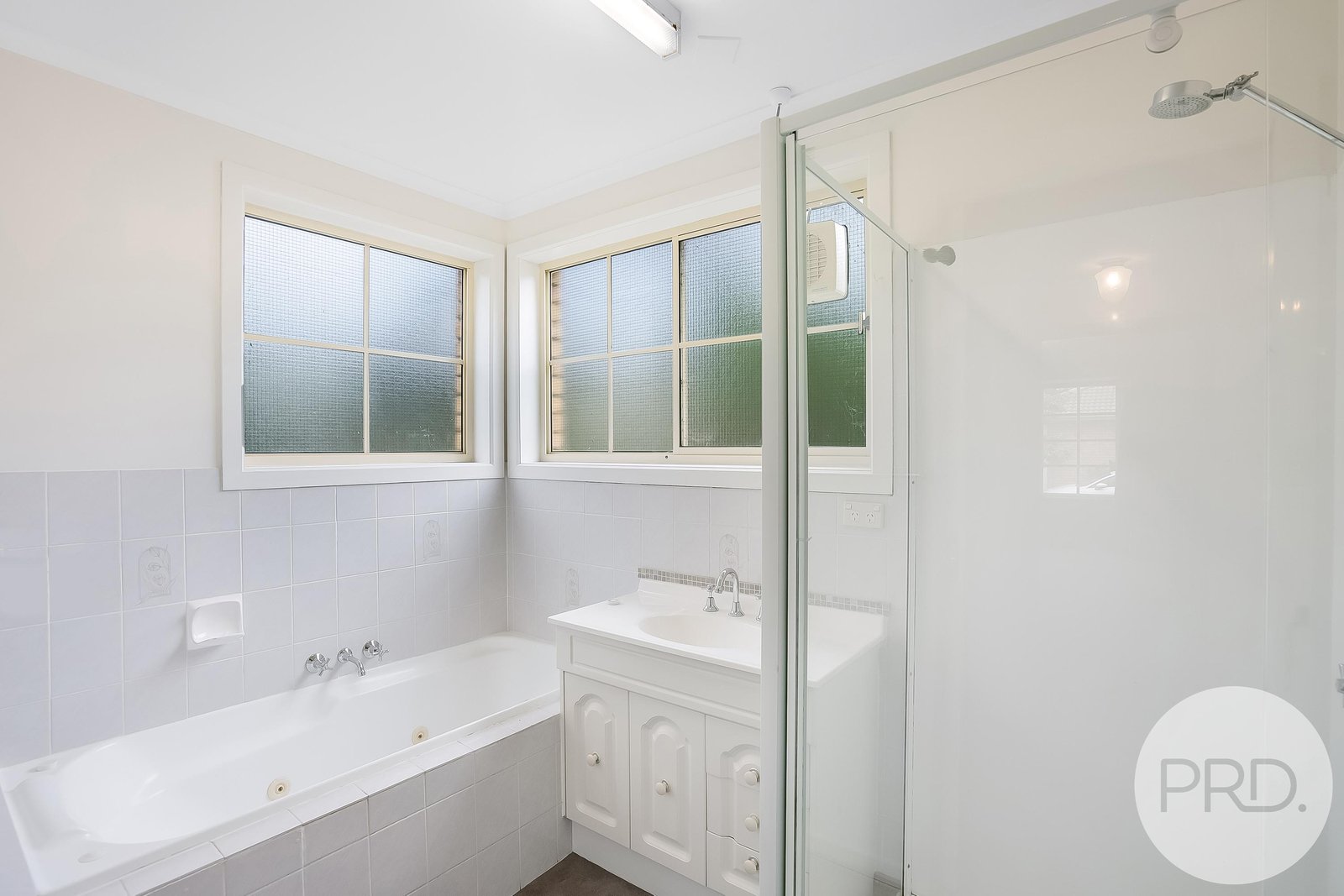 5/9 Long Point Road SANDY BAY 13