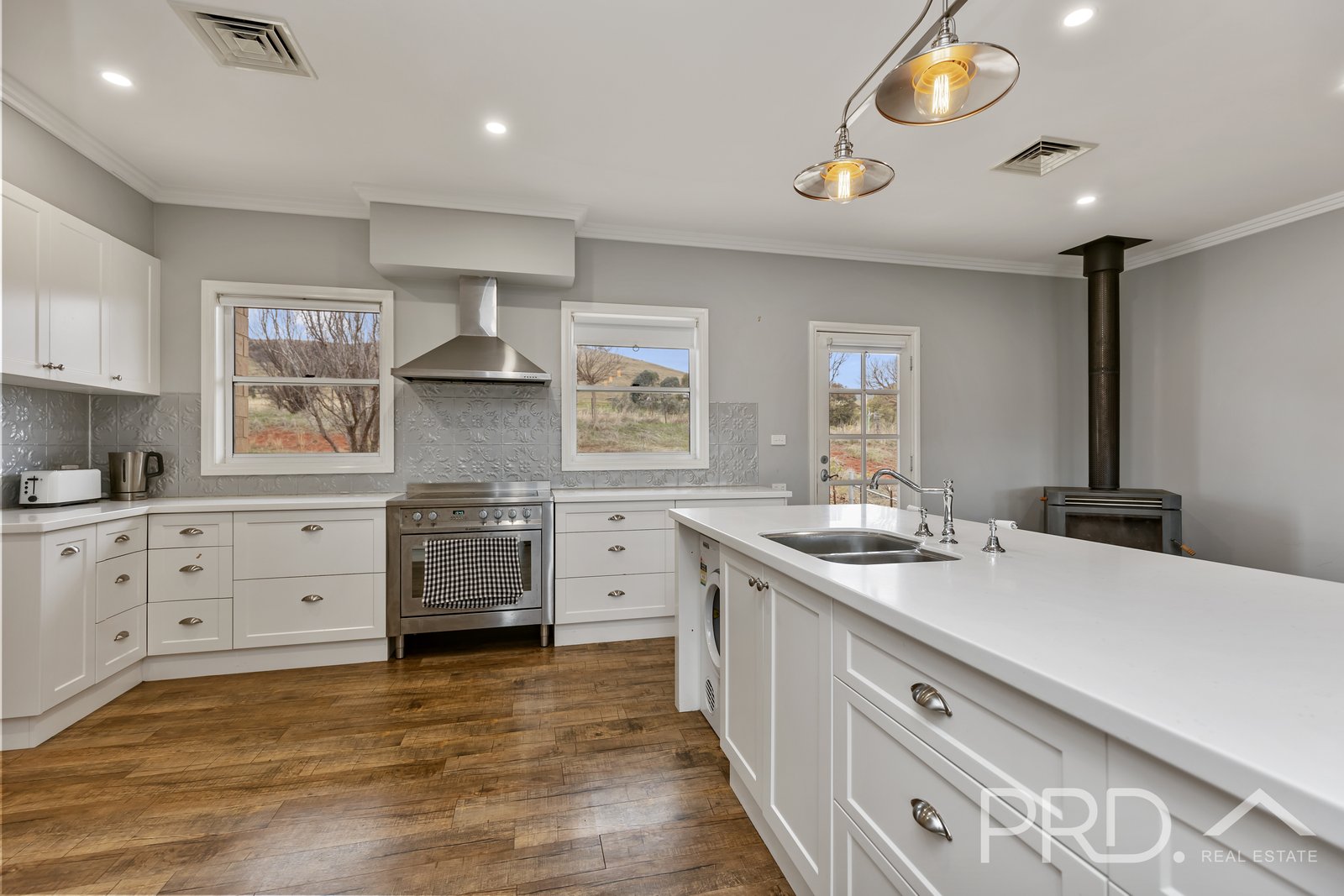 59 Luke Street SOUTH GUNDAGAI 3