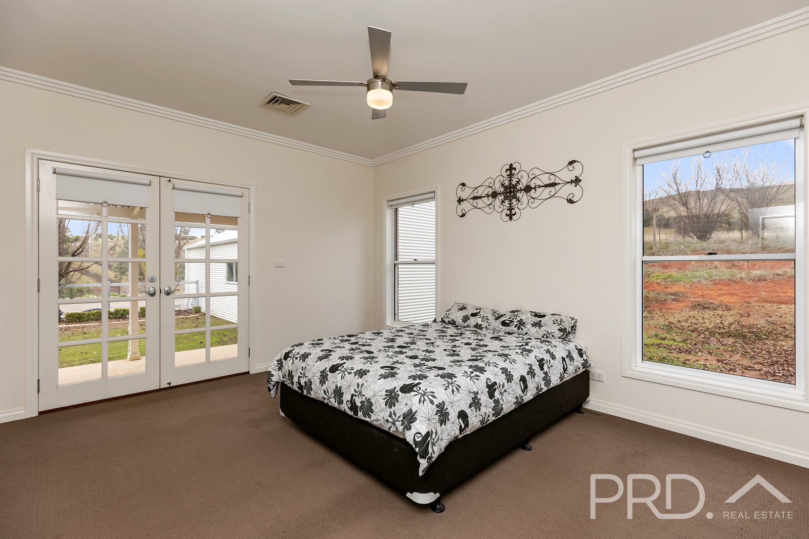 59 Luke Street SOUTH GUNDAGAI 6