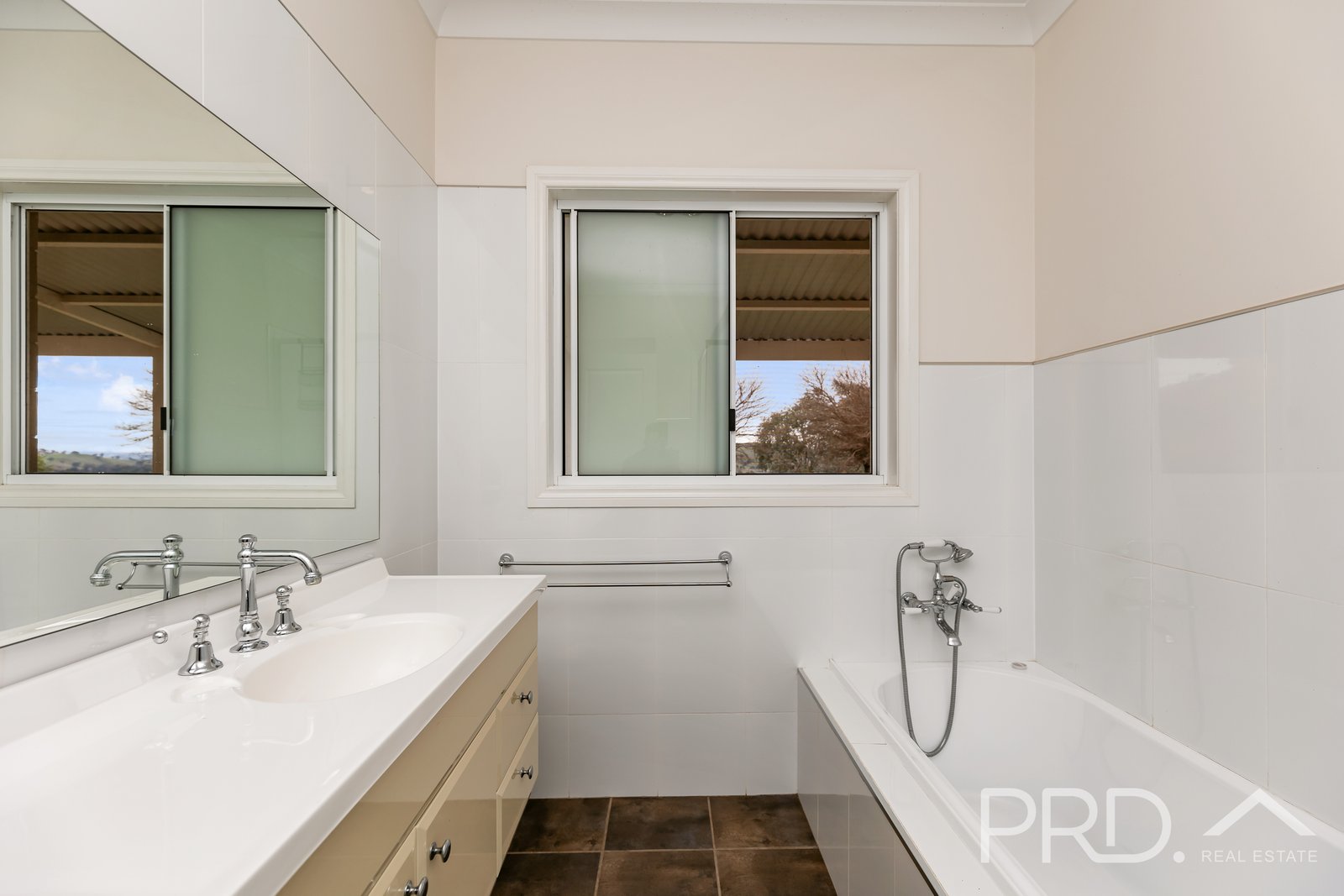 59 Luke Street SOUTH GUNDAGAI 11