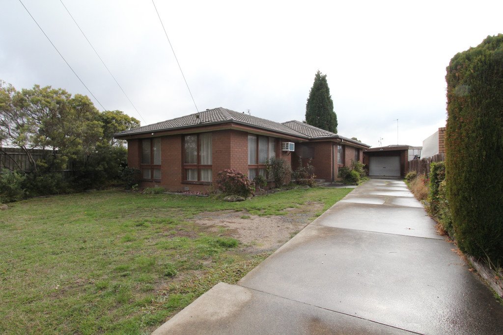 59 Marie Crescent WENDOUREE 1