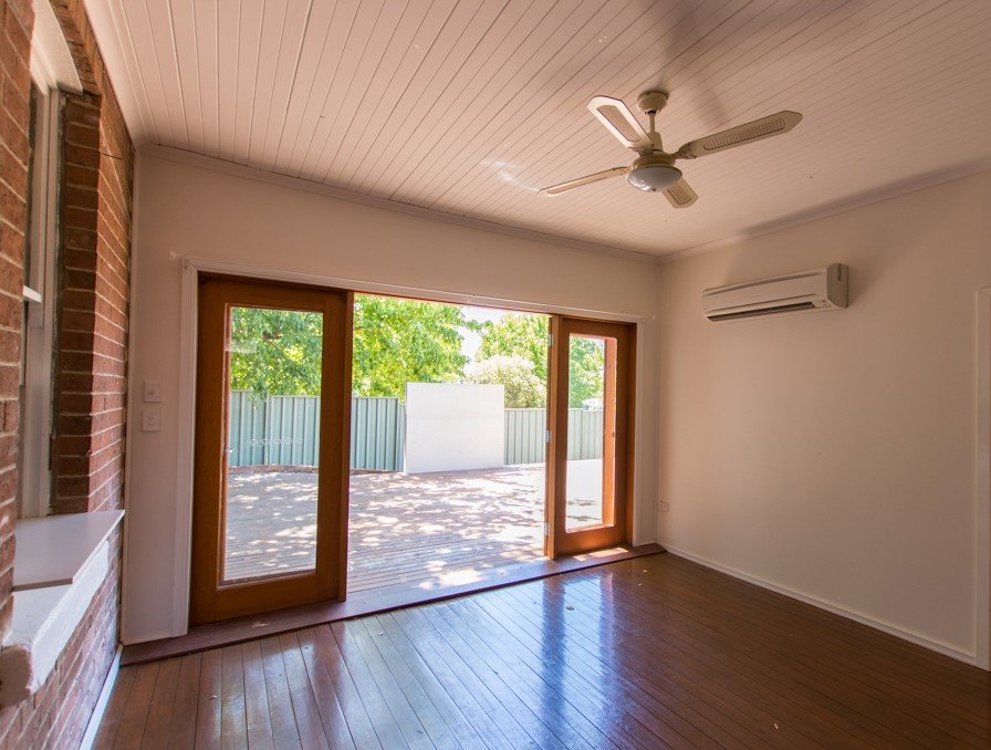 59 Merivale Street TUMUT 6