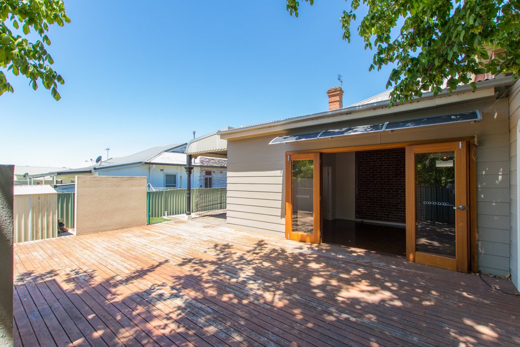 59 Merivale Street TUMUT 8