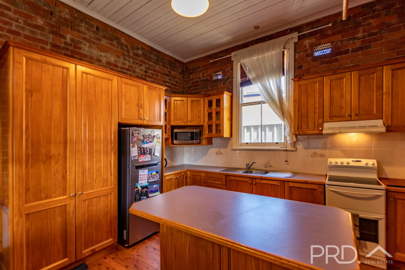 59 Merivale Street TUMUT 4