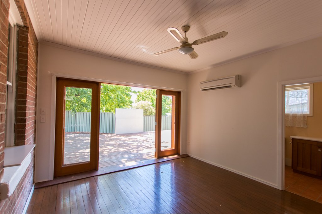 59 Merivale Street TUMUT 7