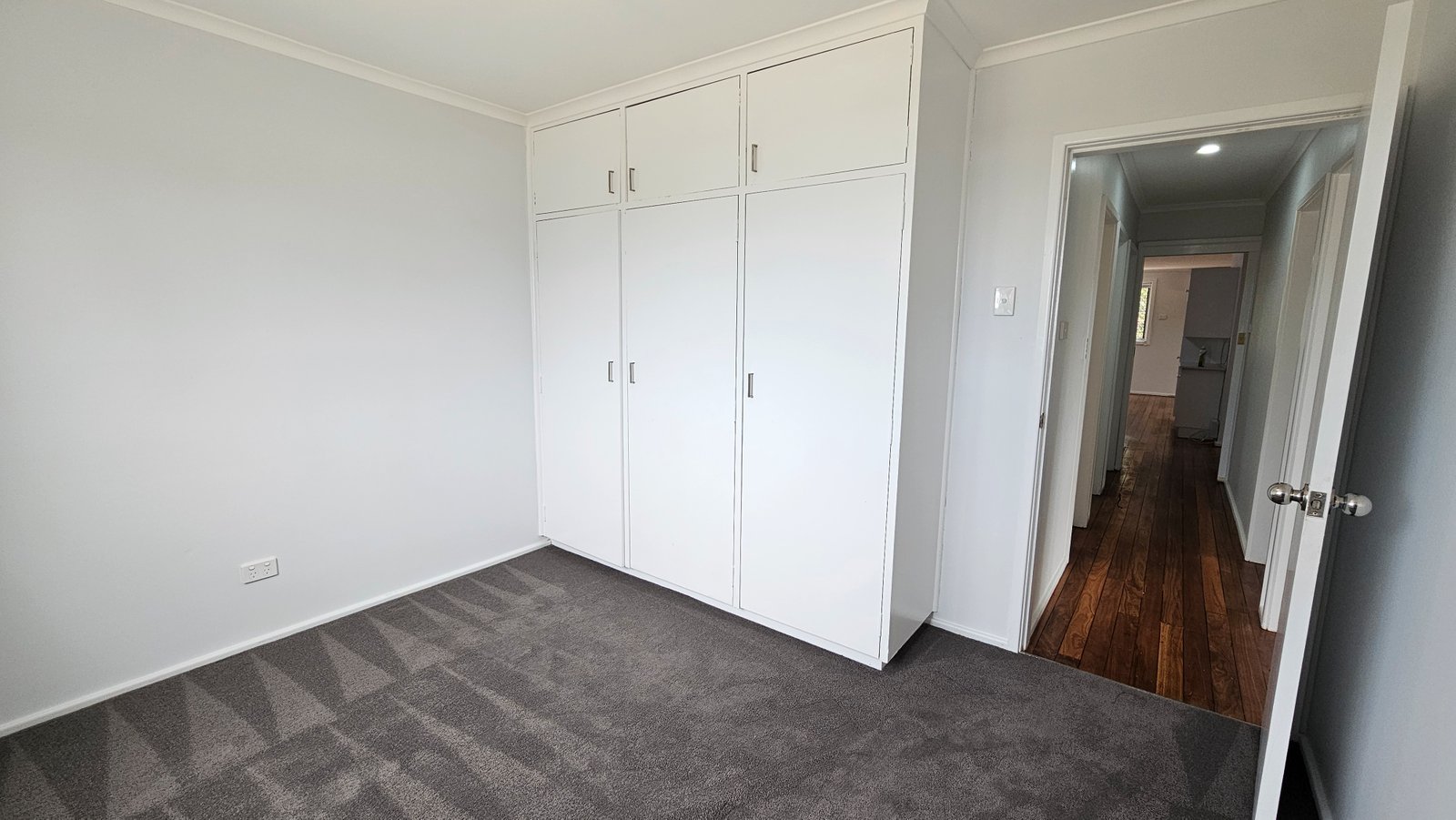 59 Minnamurra Crescent HILLVUE 5