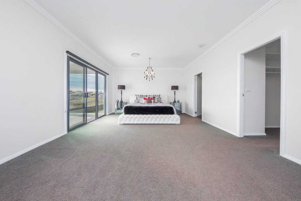 59 Niven Parade RUTHERFORD 13