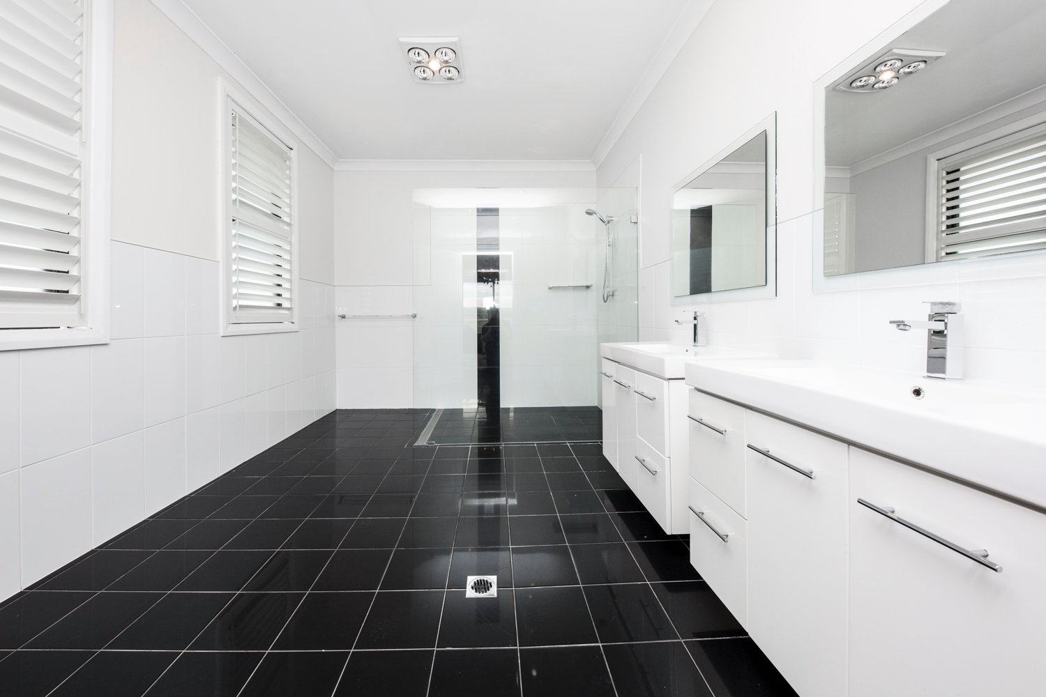 59 Niven Parade RUTHERFORD 16