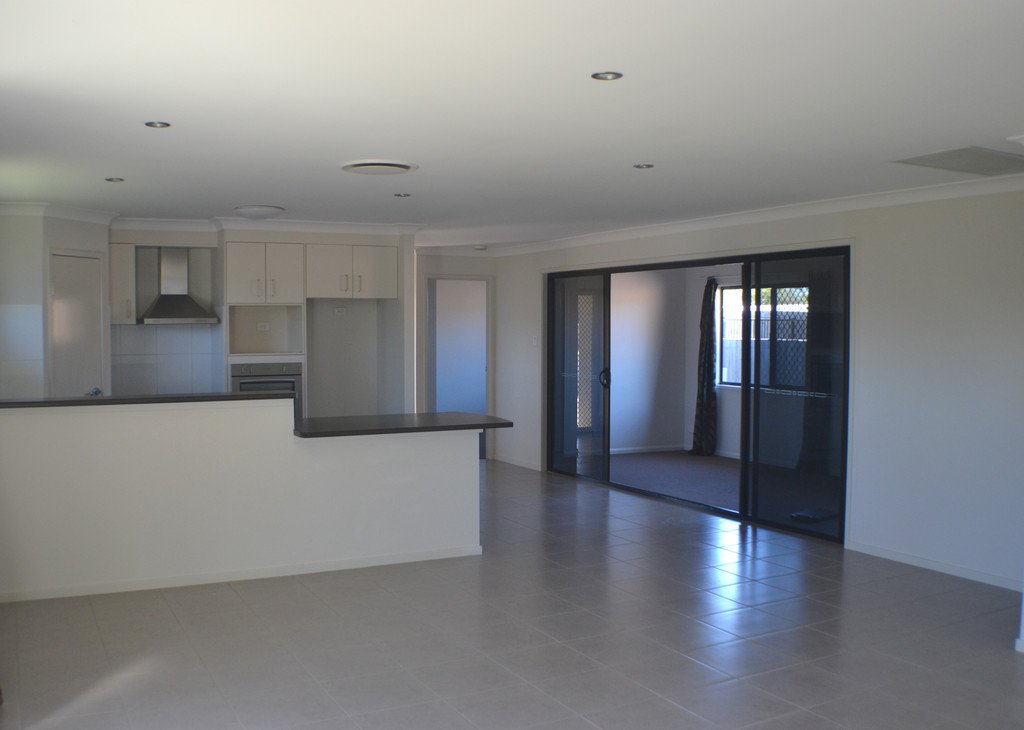 59 Northquarter Drive MURRUMBA DOWNS 3