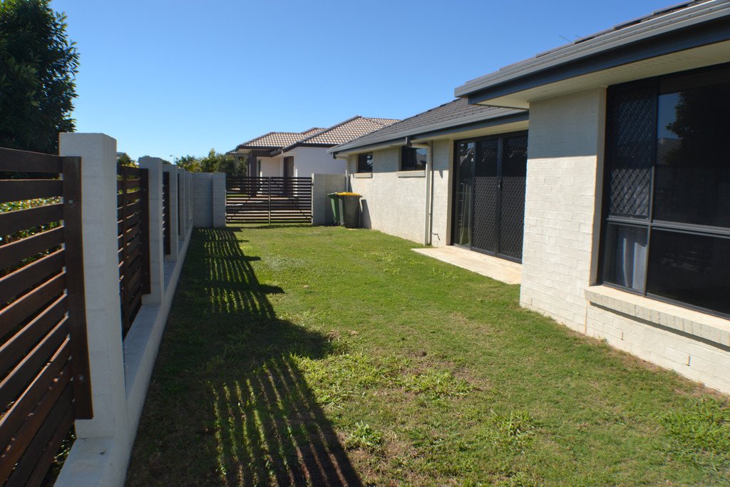 59 Northquarter Drive MURRUMBA DOWNS 11