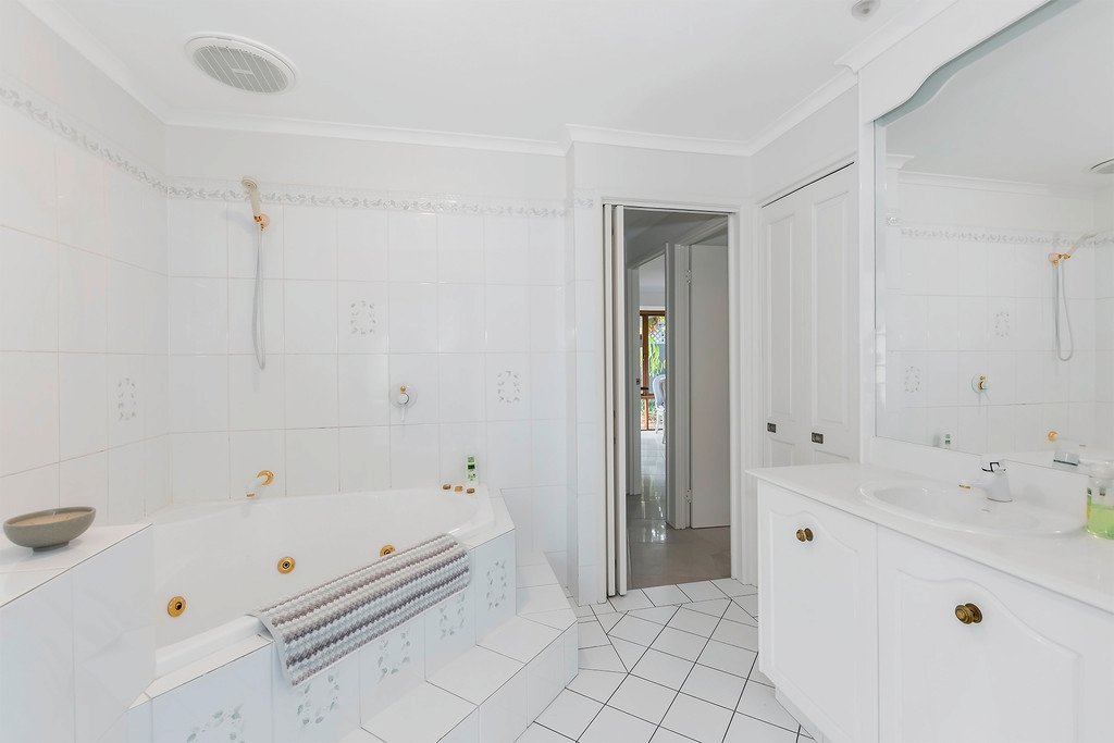 59 Oceanic Drive MERMAID WATERS 9