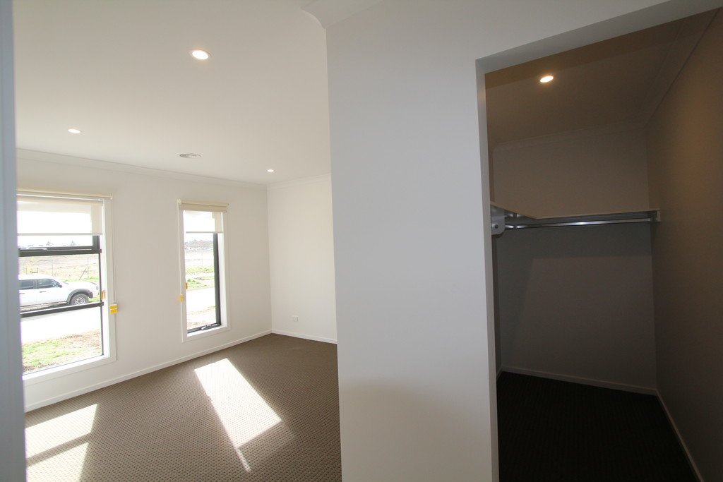 59 O'Shannassy Pde  Lucas 10