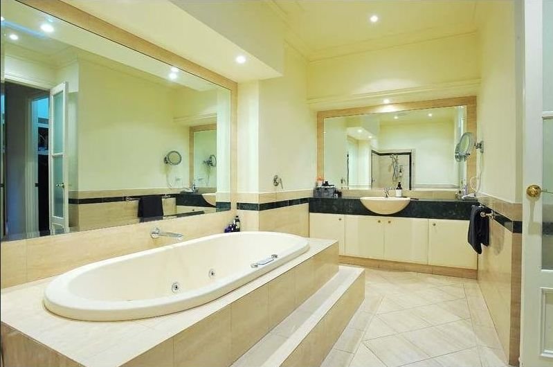 Gallery: 59 Outer Crescent