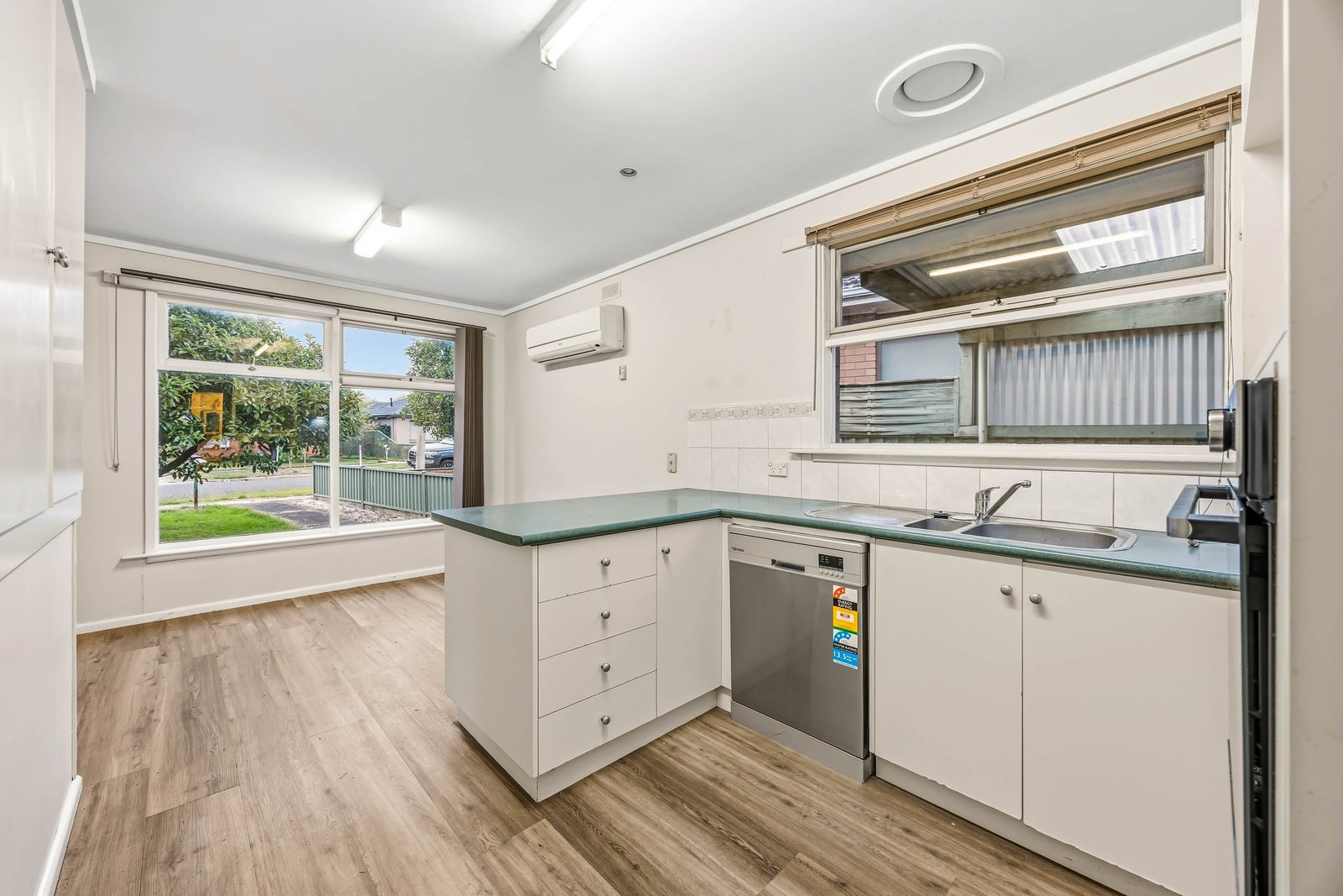 Gallery: 59 Pauls Crescent