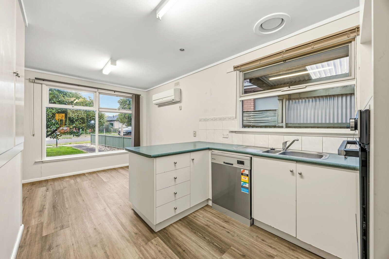 Gallery: 59 Pauls Crescent