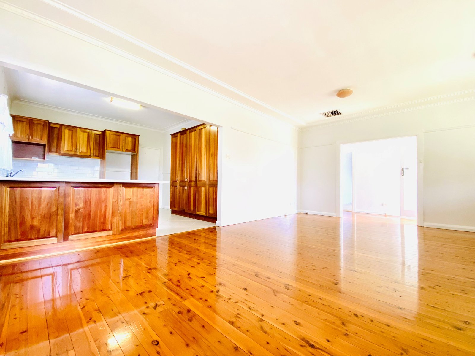 59 Phillip Street TAMWORTH 7