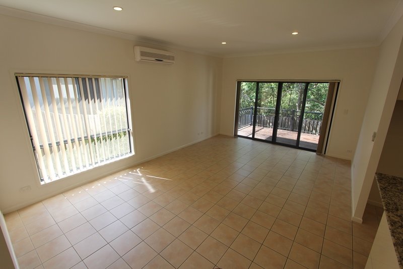 59 Riverwood Drive ASHMORE 3