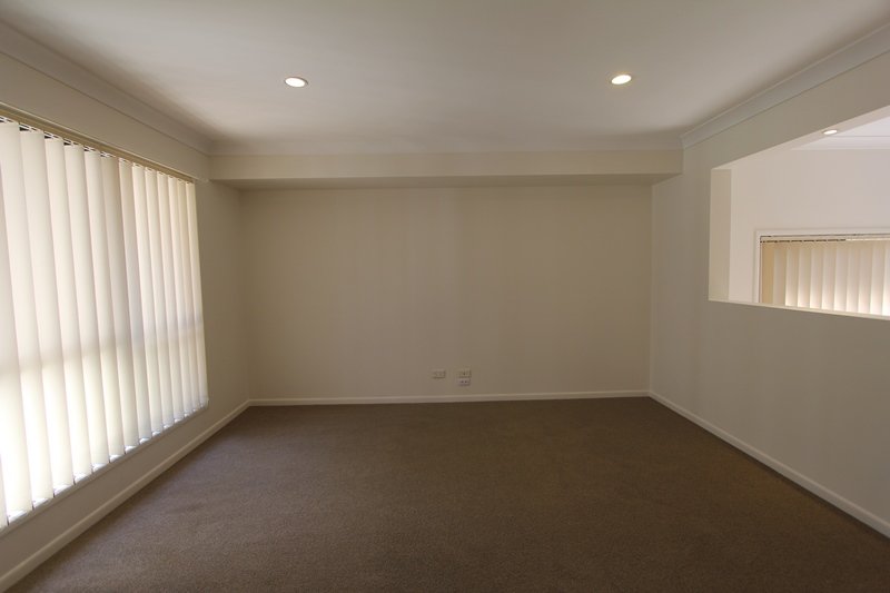 59 Riverwood Drive ASHMORE 5