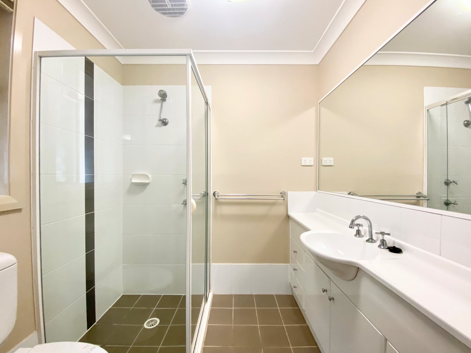59 Saratoga Avenue CORLETTE 11