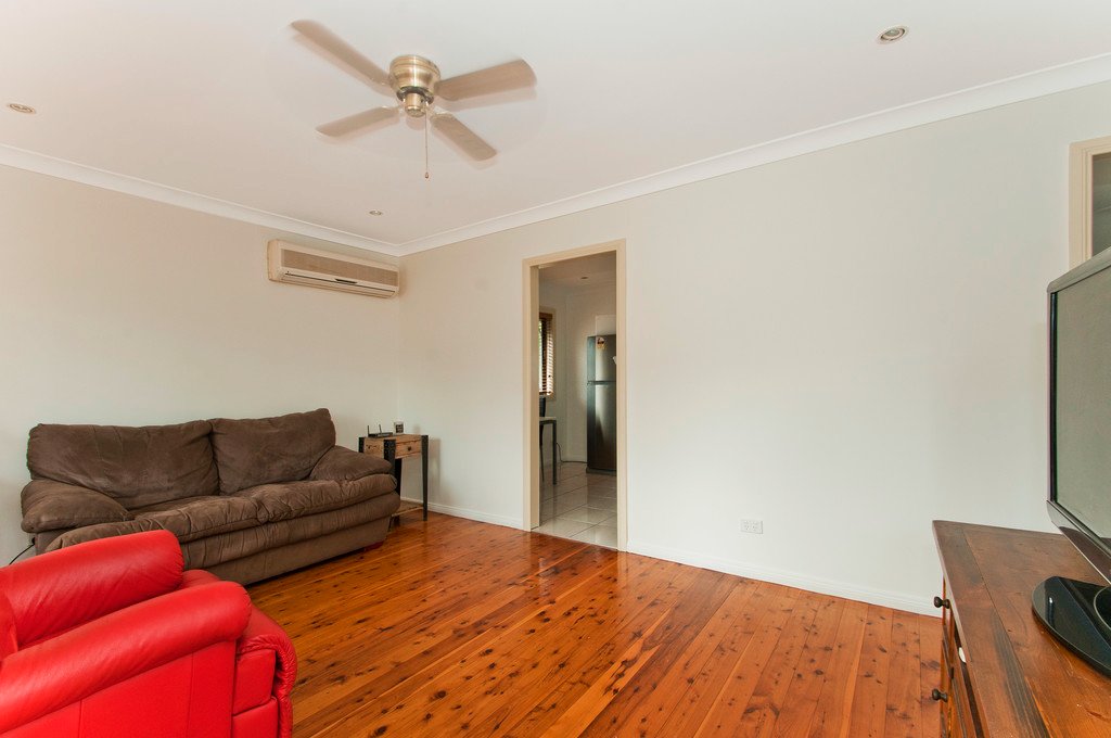 59 Weringa Avenue LAKE HEIGHTS 5