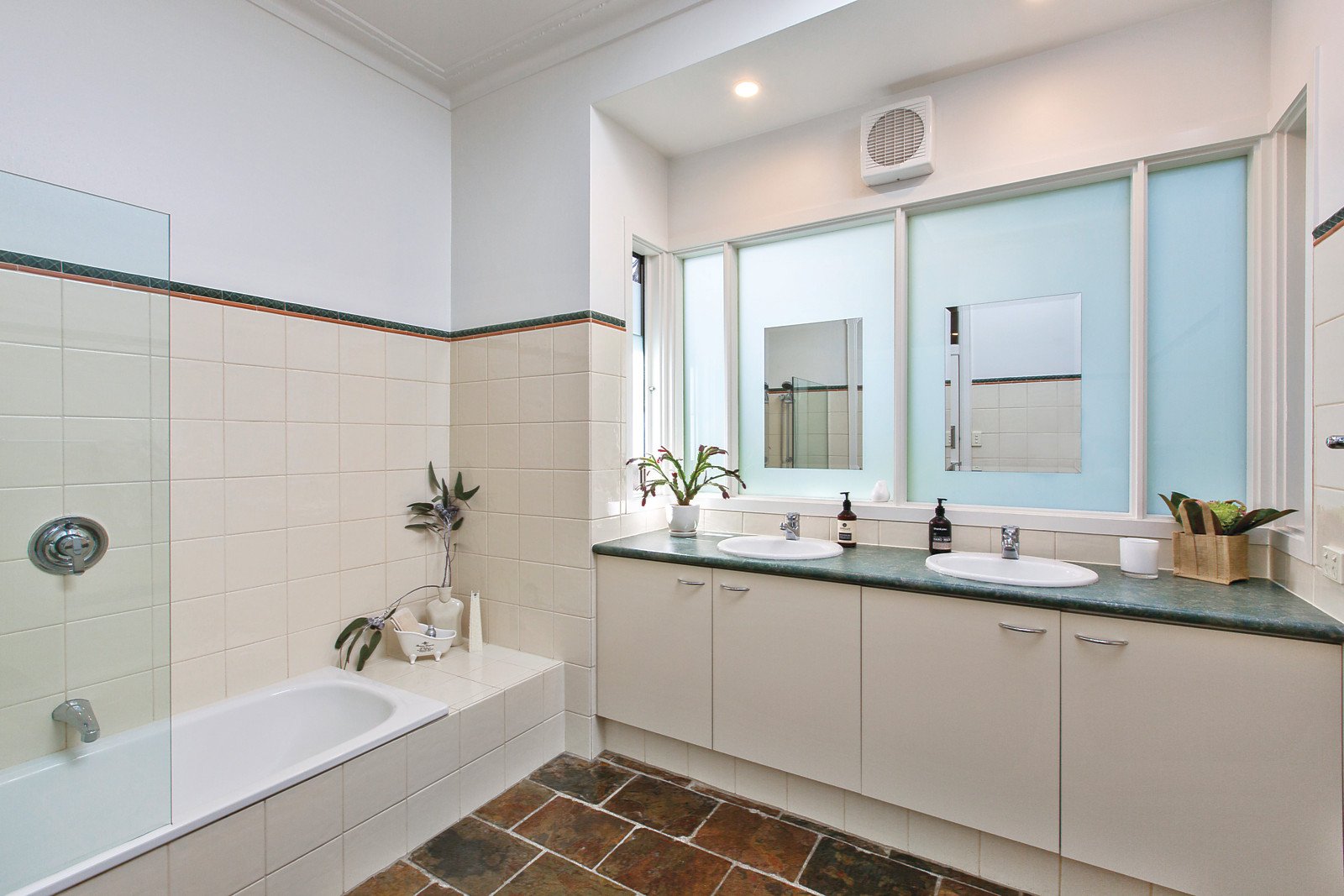 59 Winton Road, Ashburton, VIC