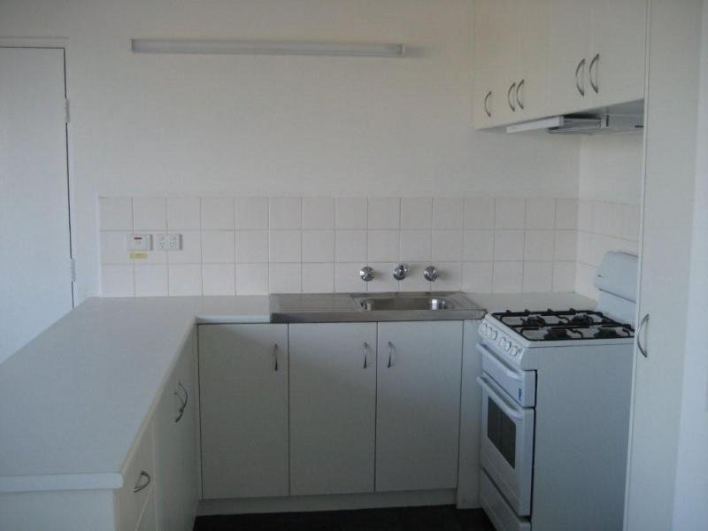 Gallery: 5/90-92 Hambleton Street