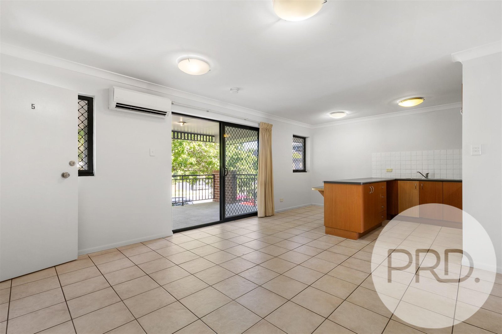5/92 Bonney Avenue CLAYFIELD 5