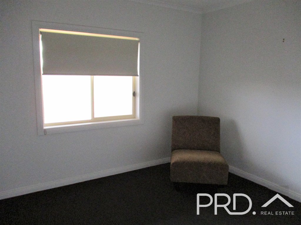 592 DAIRTNUNK AVE  CARDROSS 16