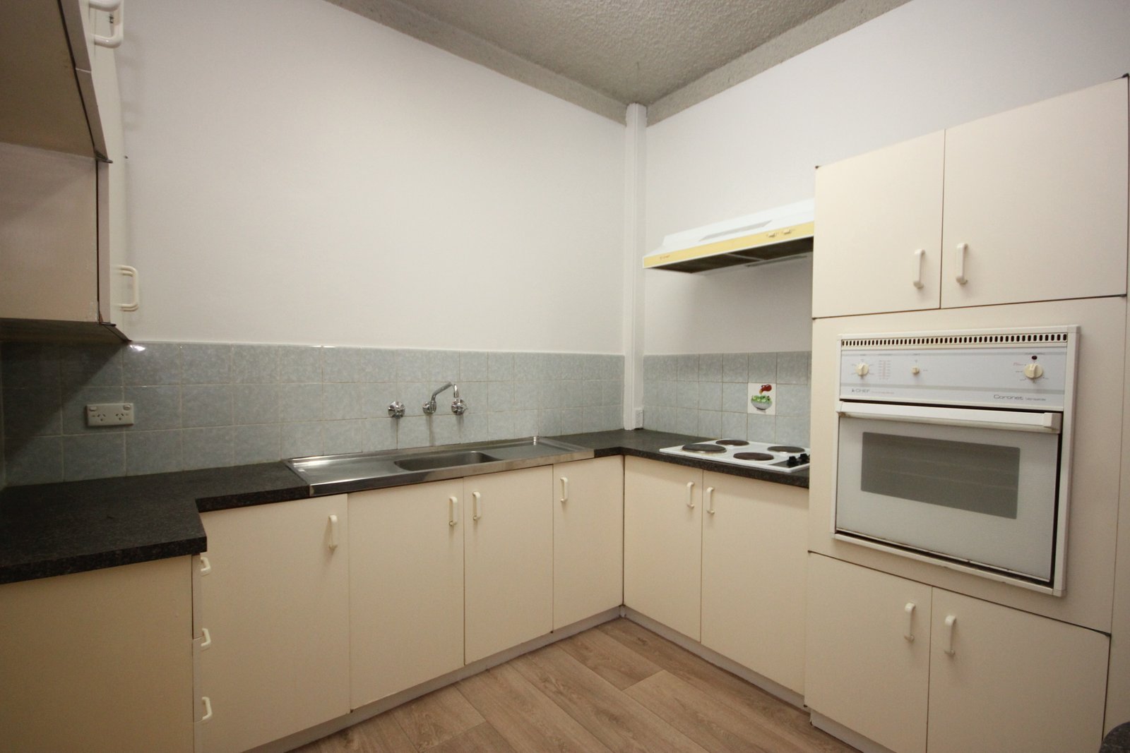 5/93 Alfred Street RAMSGATE BEACH 7