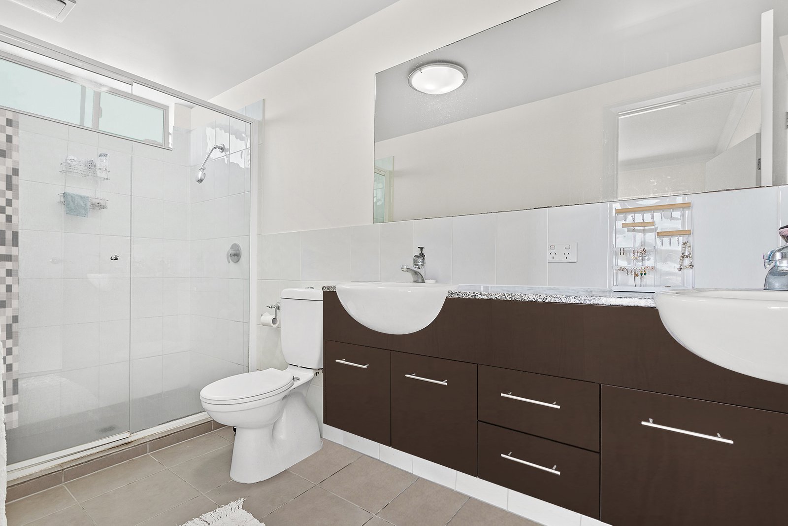 59/3 Deloraine Cl  CANNONVALE 9