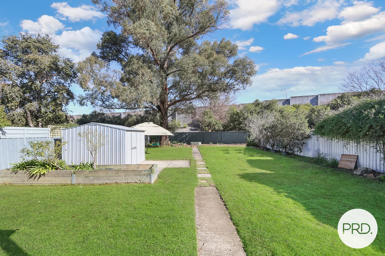 595 Broad Street EAST ALBURY 8