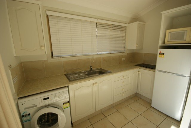 5/95 James Small Drive KORORA 5