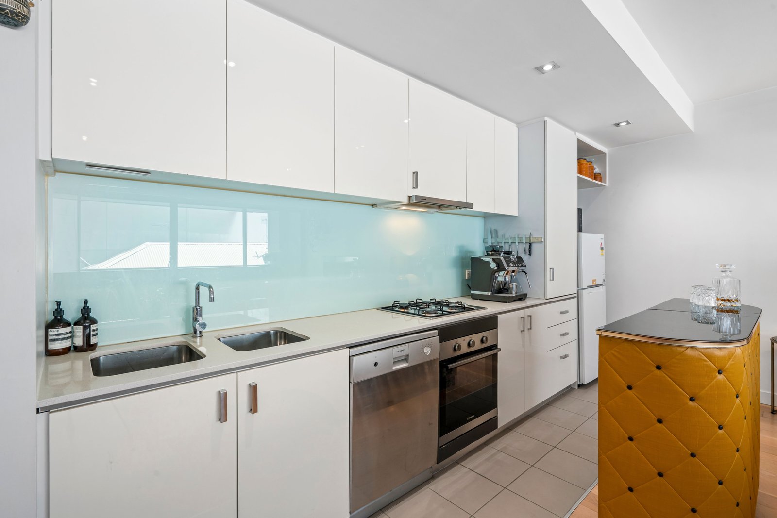 Gallery: 5/96 Bay Street
