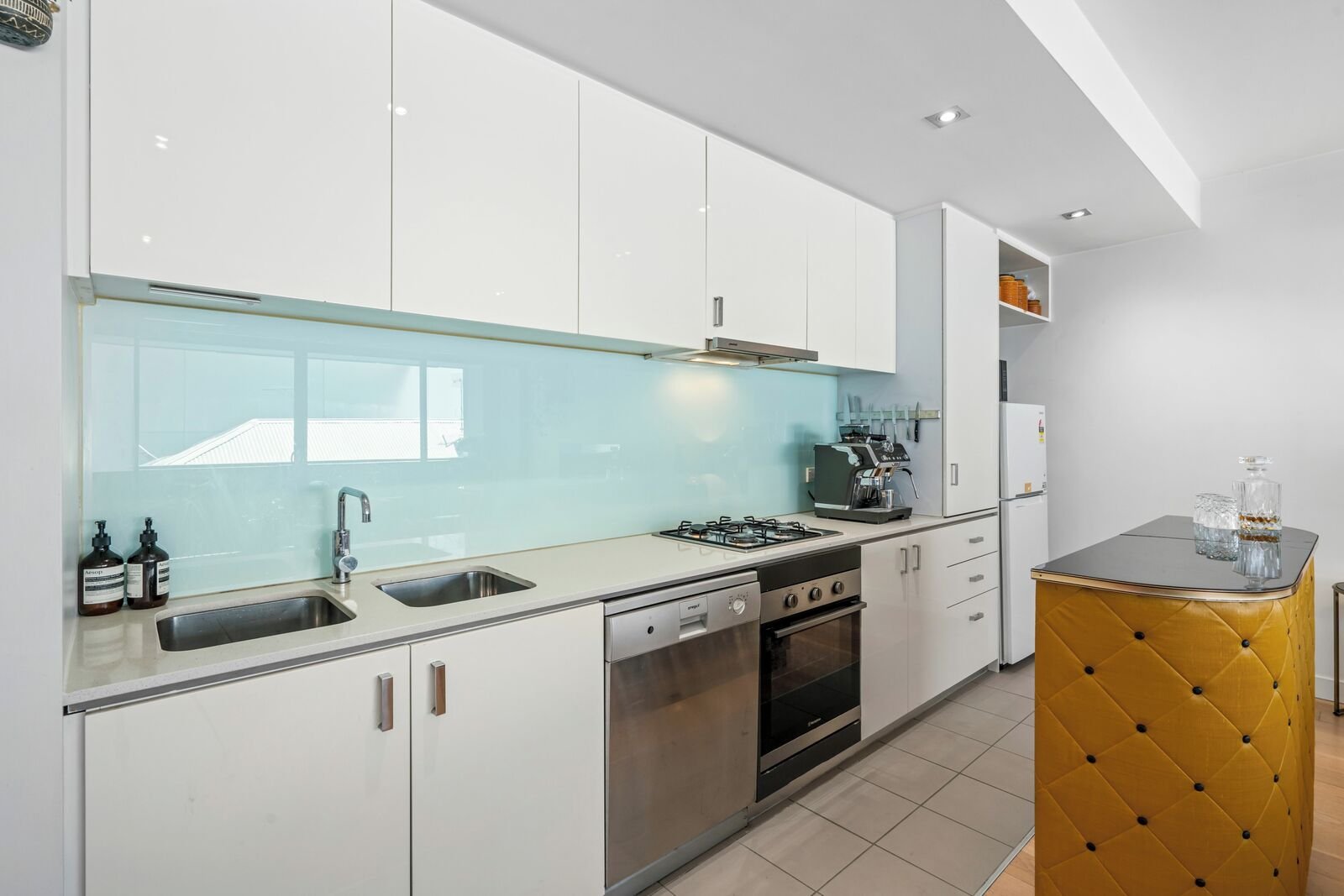 Gallery: 5/96 Bay Street