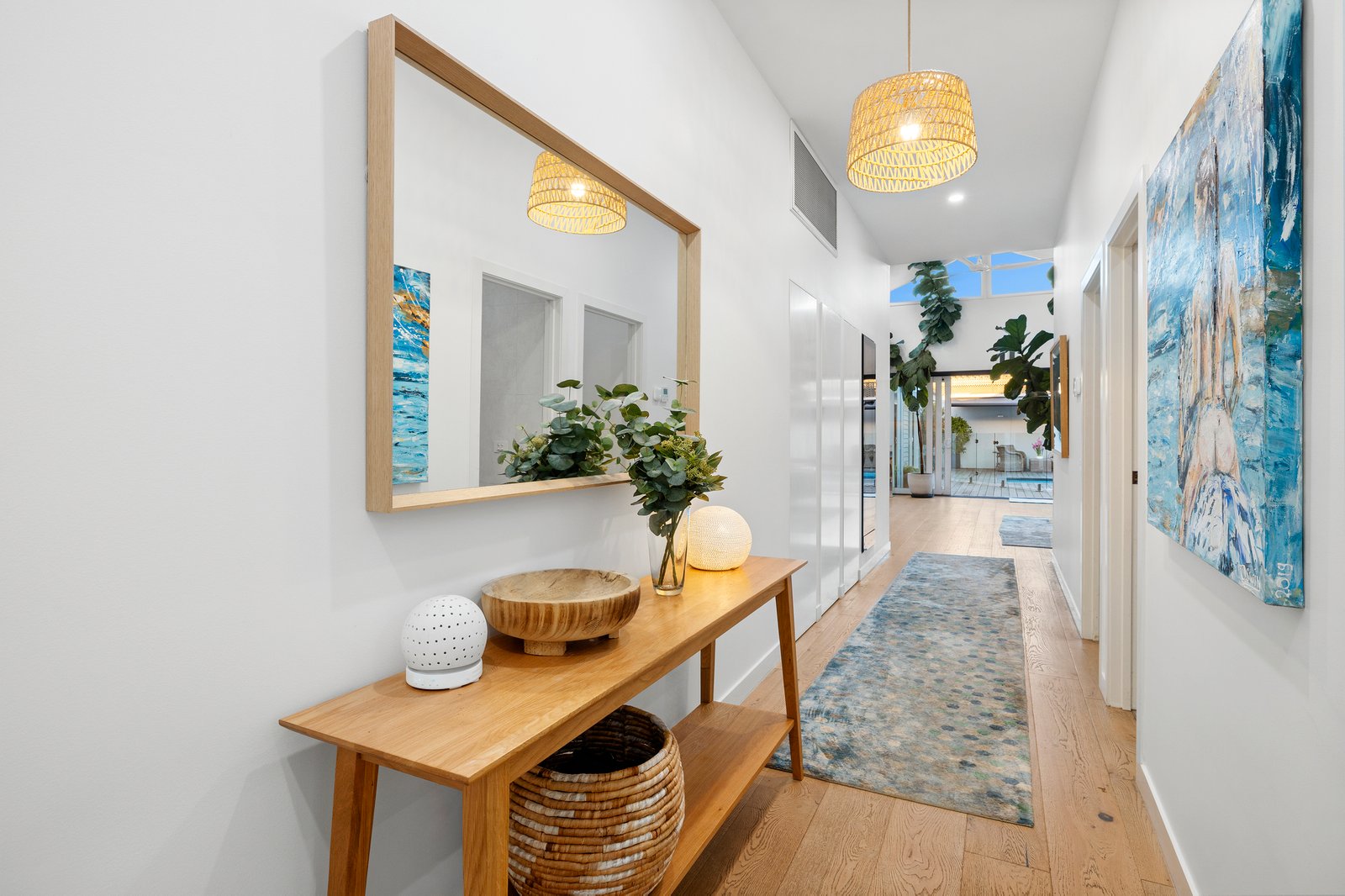 Gallery: 596 Hampton Street