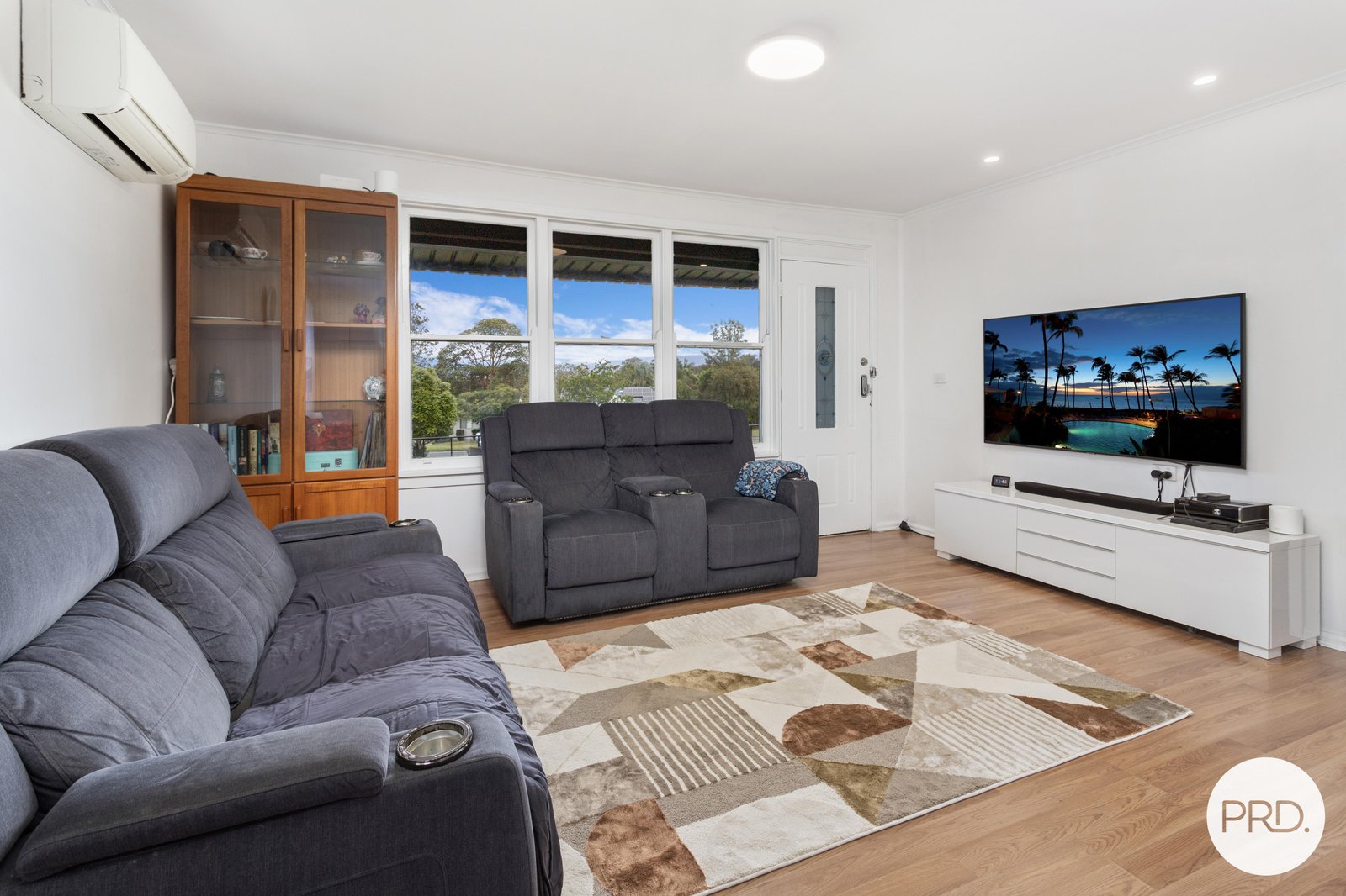 596 Northcliffe Drive BERKELEY 2
